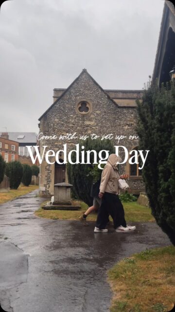 Come along with us to set up Helena and James’ wedding. 

We decorated @northmymmspark with a mix of high and low table arrangements to create depth within their wedding breakfast room. The vintage colour pallet worked perfectly with the decor of the Grade I listed building.