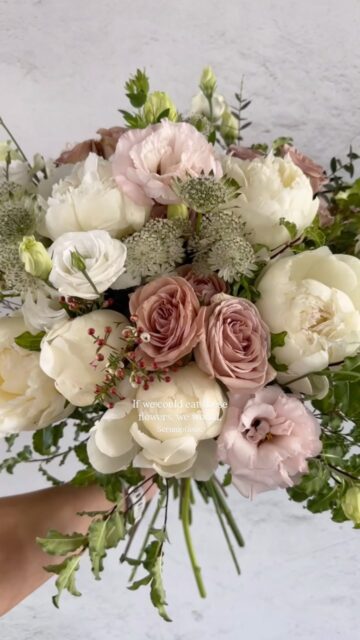 A vintage dream🍇🕊️

#vintage #dreamy #luxury #flowers #florist