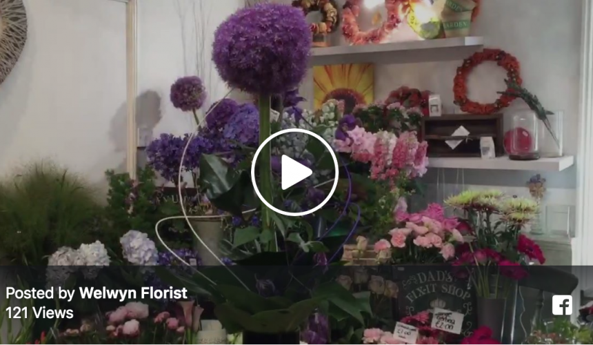 How to make a single allium flower, a few leaves and some clematis into a major feature!‬