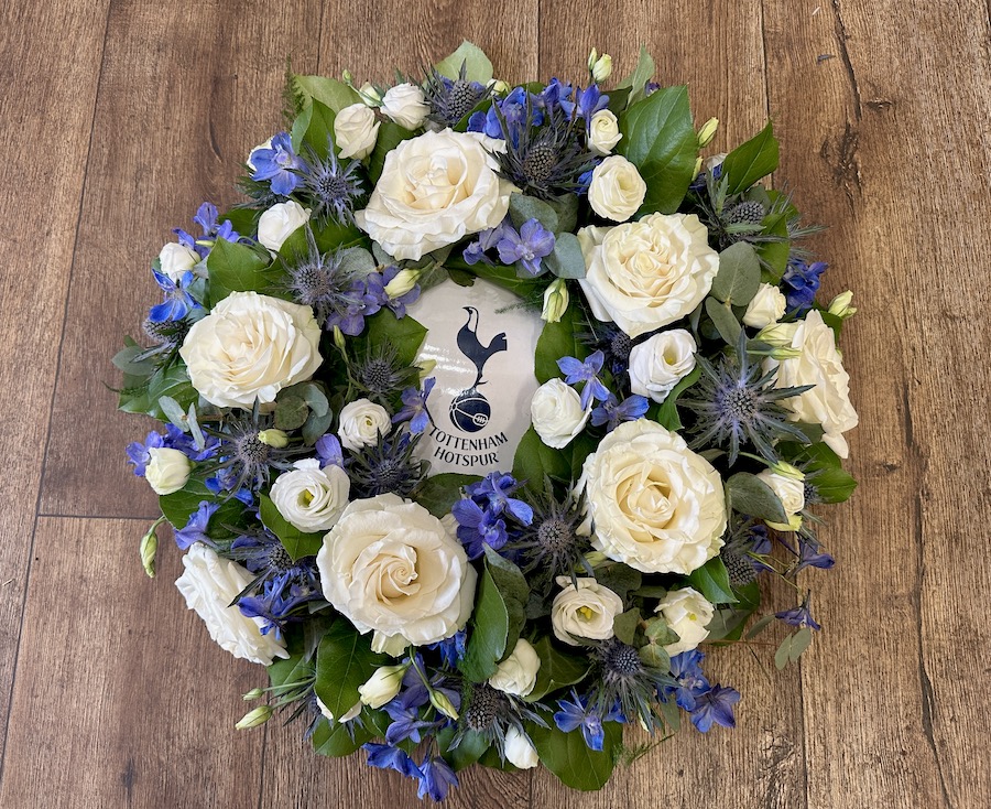 Tottenham Hotspurs Wreath Tottenham Hotspur funeral wreath